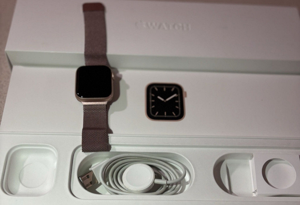 Смарт -Часы Apple Watch series 5 Gold Aluminium Case Pink. Киев - изображение 3