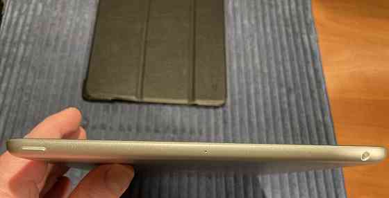 Планшет Apple iPad 9 10.2" 2021 Wi-Fi 64GB Silver (MK2L3) Київ