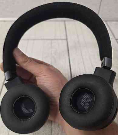Bluetooth Навушники JBL Tune 670NC. Киев