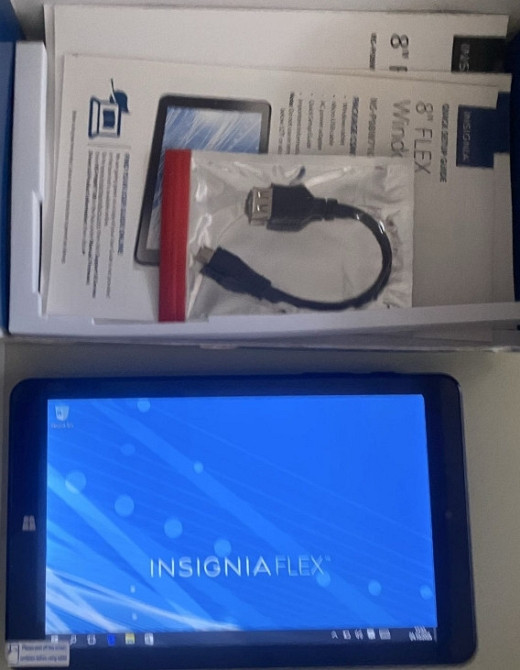 Планшет Insignia 8