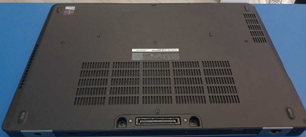 Ноутбук DELL 5570 ідеальний стан. Київ - фото 3