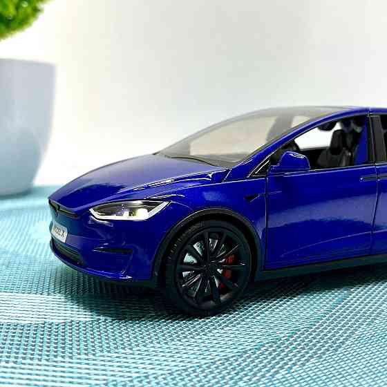 Машина Автосвіт Tesla Model X інерційна відчиняються двері капот багажник 17см Синя (AP-2004) Чернігів
