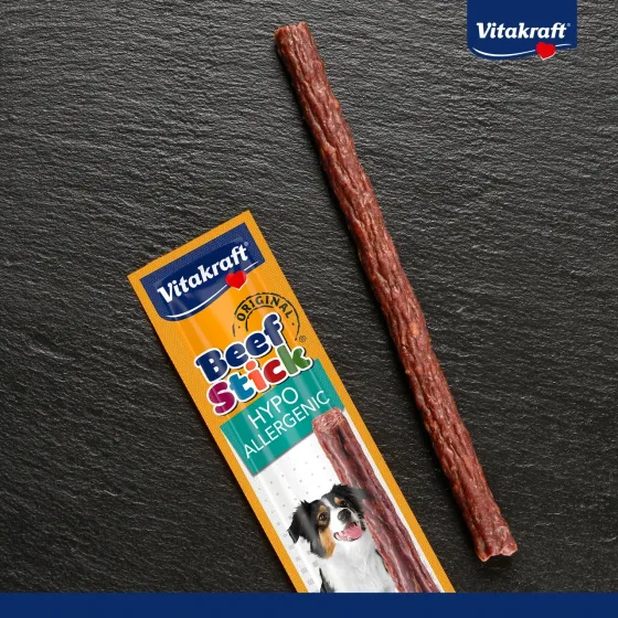 Мясная палочка для собак с пониженным содержанием жира Витакрафт Vitakraft Beef Stick Original лакомство с индейкой и страусом,12г Винница