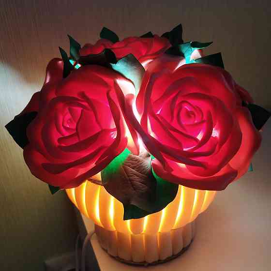Світильник-нічник "Кошик з червоними трояндами" Дніпро