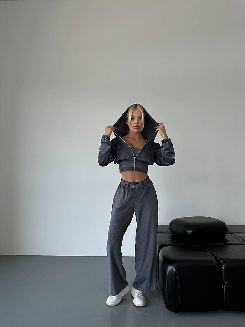 Жіночий стильний прогулянковий костюм-двійка: кофта та штани велюр-плюш Графіт, 42/46 Одеса - фото 3