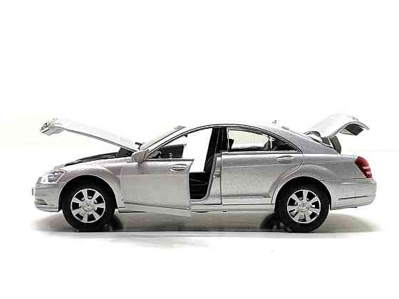 Машина Limo Toy Mercedes S Class інерційна відчиняються двері капот багажник 1:32 Сіра (AS-2705) Чернігів