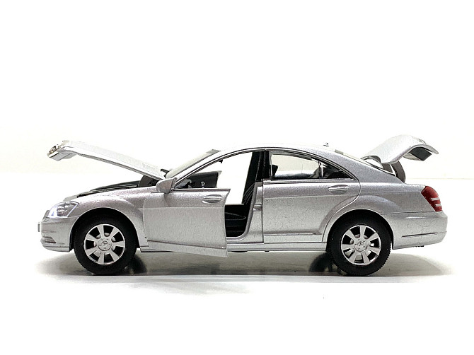 Машина Limo Toy Mercedes S Class інерційна відчиняються двері капот багажник 1:32 Сіра (AS-2705) Чернігів - фото 6