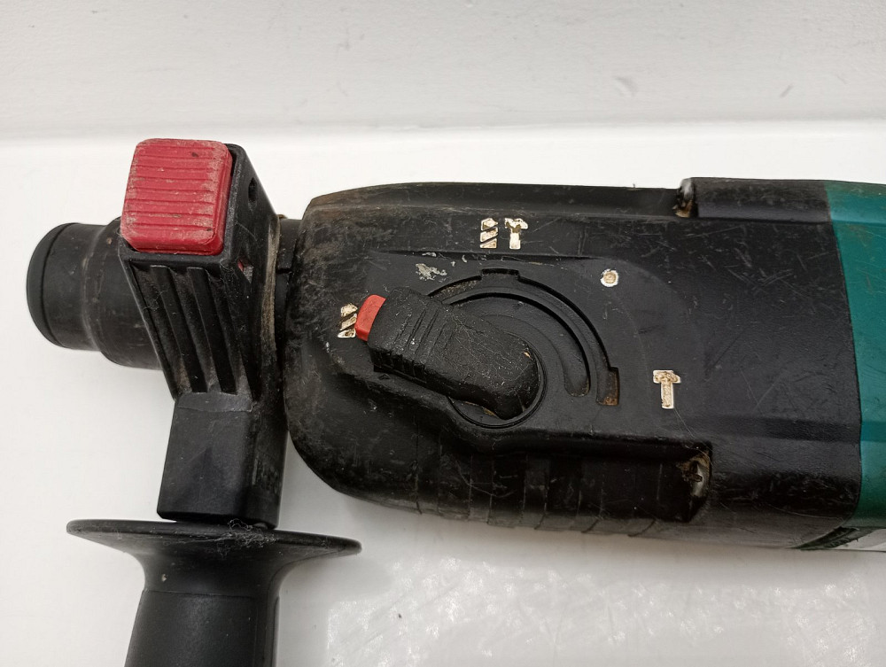 Перфоратор Makita HR2450 (Б клас) Луцьк - фото 2