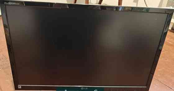 Монитор Full HD LED LG Flatron E2360V-PN Glossy Black Киев