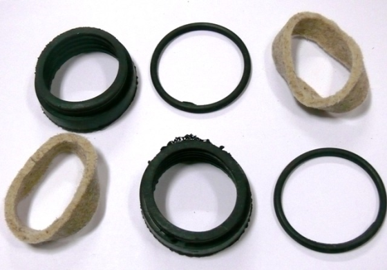 Сальники передняя вилка мотоцикла Мт комплект Мукачево