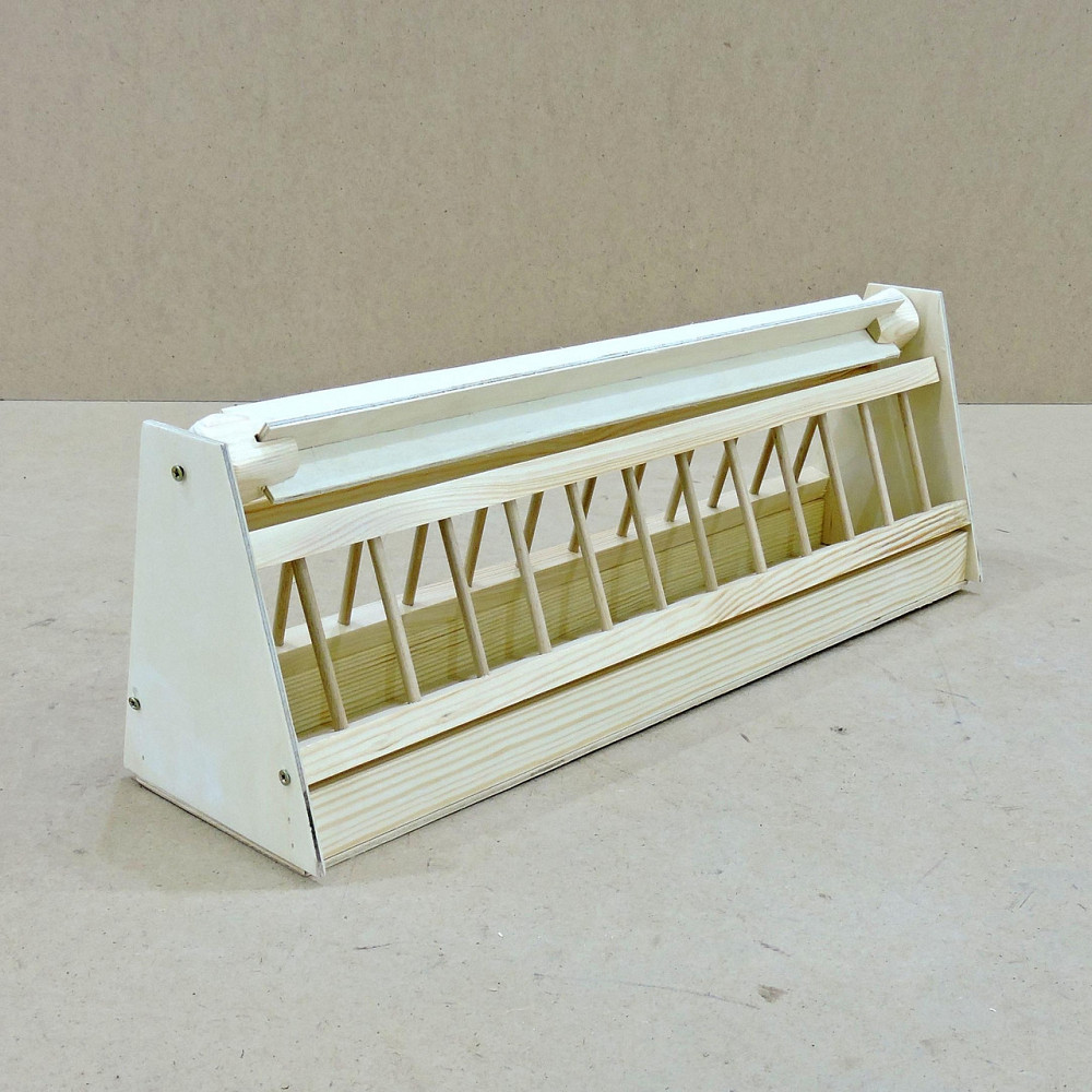 Деревянная кормушка для голубей 