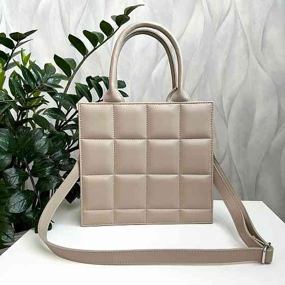 Гарна, стильна модель сумочка Київ