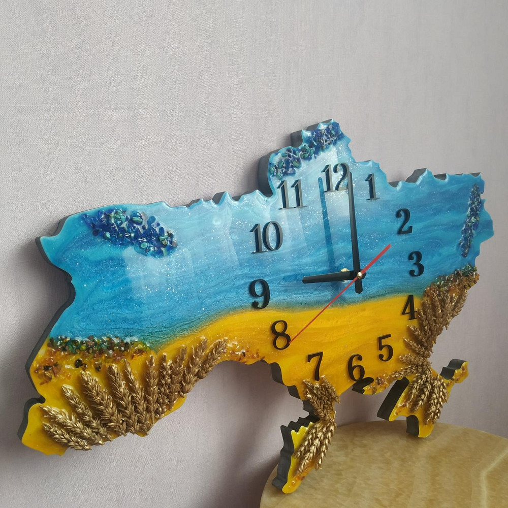 Часы настенные 70*45 см из эпоксидной смолы ручной работы 
