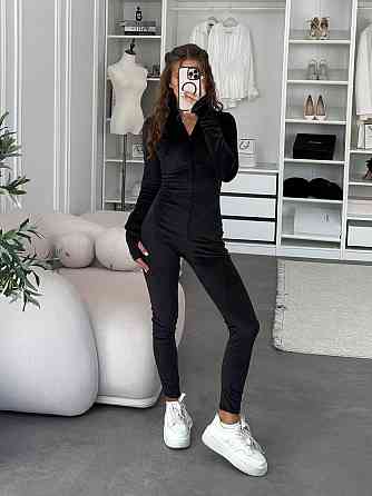 Женский облегающий комбинезон из турецкого велюра Черный, 44/46 Одесса
