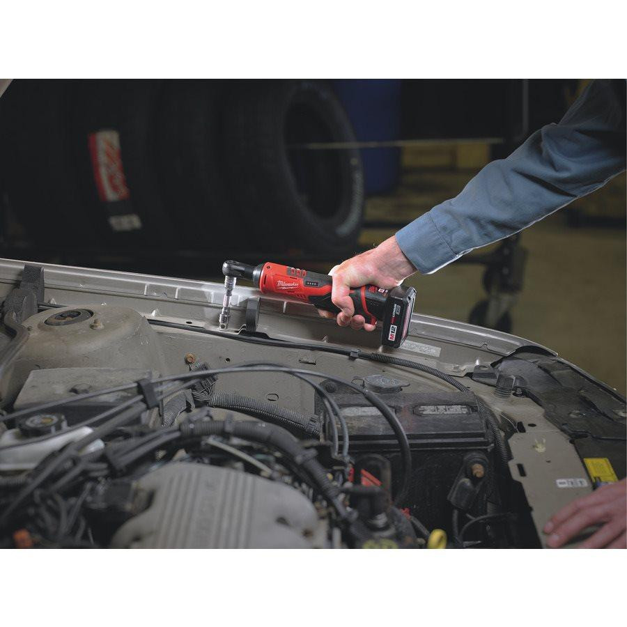 Гайкокрут кутовий акумуляторний 1/4" MILWAUKEE, M12 IR-201B, 40Нм (+ заряд.пристрій, 1 акум.Х 2Аг, сумка для Одеса - фото 10