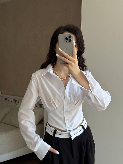 Женская базовая приталенная рубашка с имитацией корсета коттон 44/46 Одесса - изображение 6