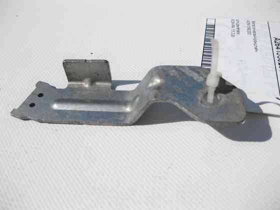 Mercedes-Benz  A2641590200 Металевий кронштейн для двигуна M264 R4 1.5 2.0л Одесса