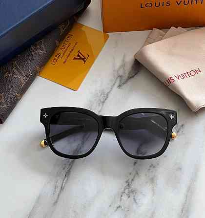 Женские солнцезащитные очки Lv (1523) black LUX Киев