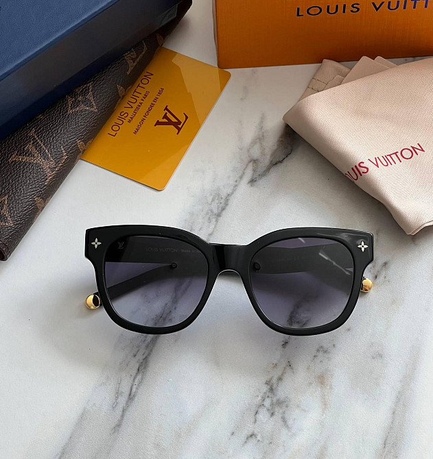 Женские солнцезащитные очки Lv (1523) black LUX Киев - изображение 2