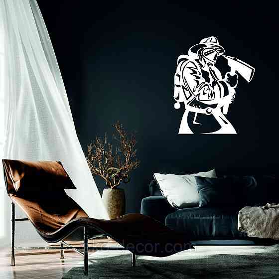 Декоративне настінне Панно  «Пожежник» , Декор на стіну 50*41 см, Білий Київ