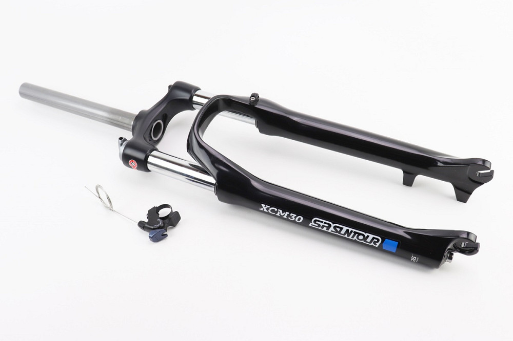 Вилка 26" амортизаційна, без різьби 1-1/8" (28,6мм), шток 240мм, з ходом 100мм, Disk-brake, пружинно-оливна, виносний Lockout, чорна XCM30 R Київ - фото 1