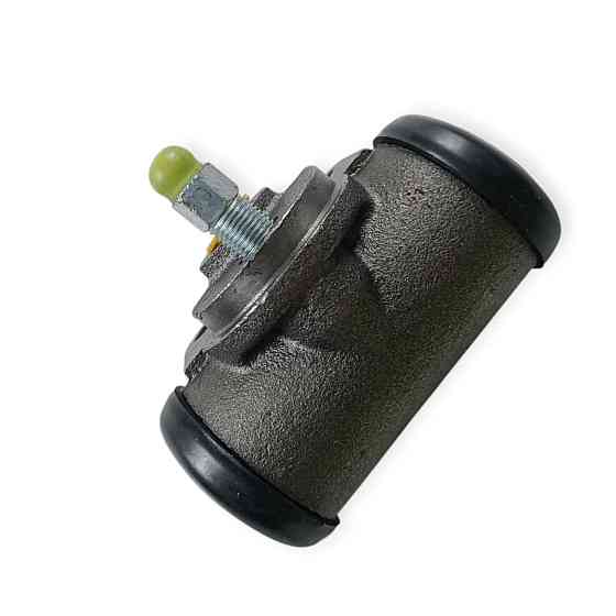 Цилиндр заднего тормоза ГАЗ 2410, 3302, УАЗ 3160 (трубка d-10 мм поршень d-28 мм) колесный Мукачево