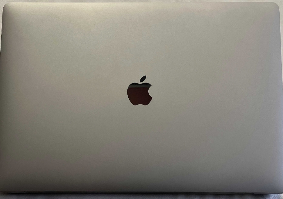 Ноутбук: MacBook Pro 16 Space Grey 2019 , i9-2.4/ 32Gb./ 1000Gb. SSD. Київ - фото 2