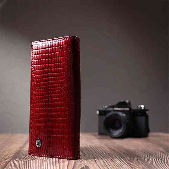 Шкіряний лакований гаманець з блоком для кредитних карток ST Leather 22682 Червоний Київ