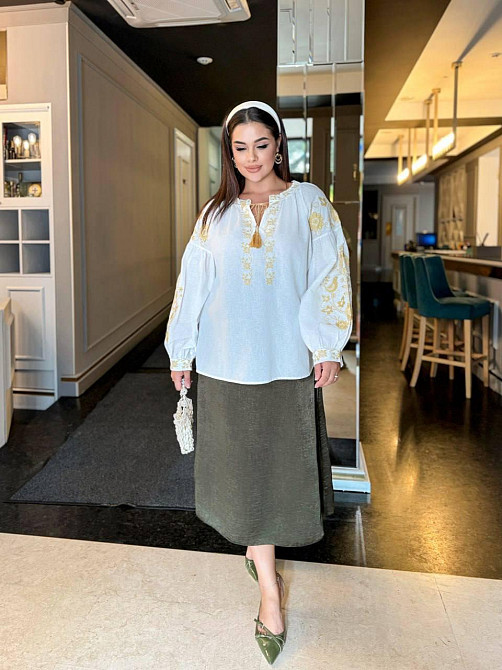 Женская праздничная вышиванка батал с золотой вышивкой 80% хлопок, 20% полиэстер 50 Одесса - изображение 4