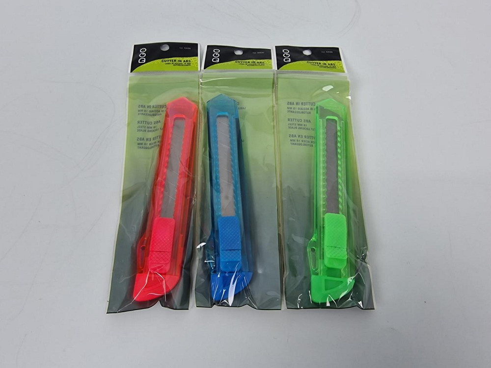 Ніж канцелярський "Neo line" 18 мм 6400 (1 шт.) Харків - фото 1