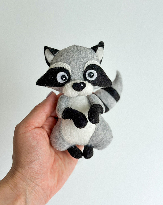 Іграшка з фетру ручної роботи Єнот Київ - фото 4