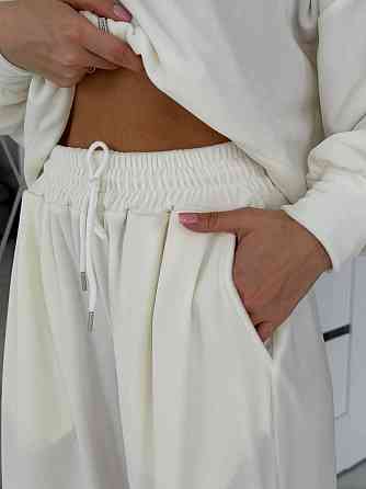 Жіночий сильний повсякденний велюровий костюм-двійка Молочний, 46/48 Одеса