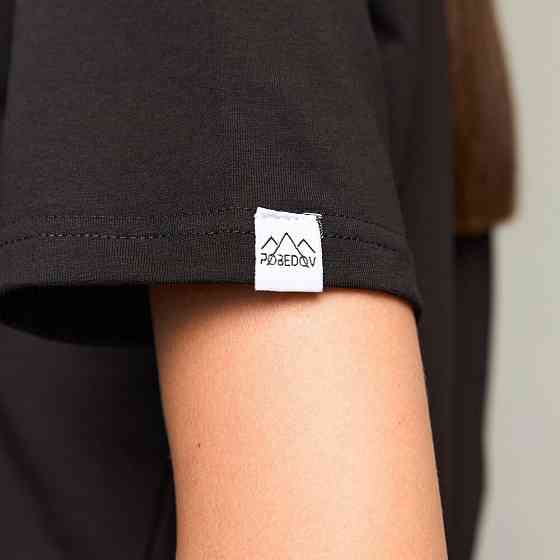 Черная базовая женская футболка Pobedov Freedom. Хлопковая женская футболка черная Киев