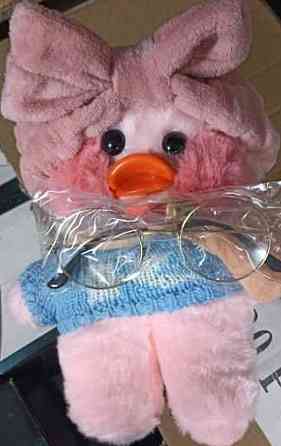 Жовта качка Лалафанфан-коченя в окулярах гойдалка Київ