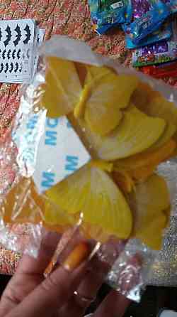 Жовті метелики на магніті - у наборі 12шт. разніх розмірів, пластик Київ