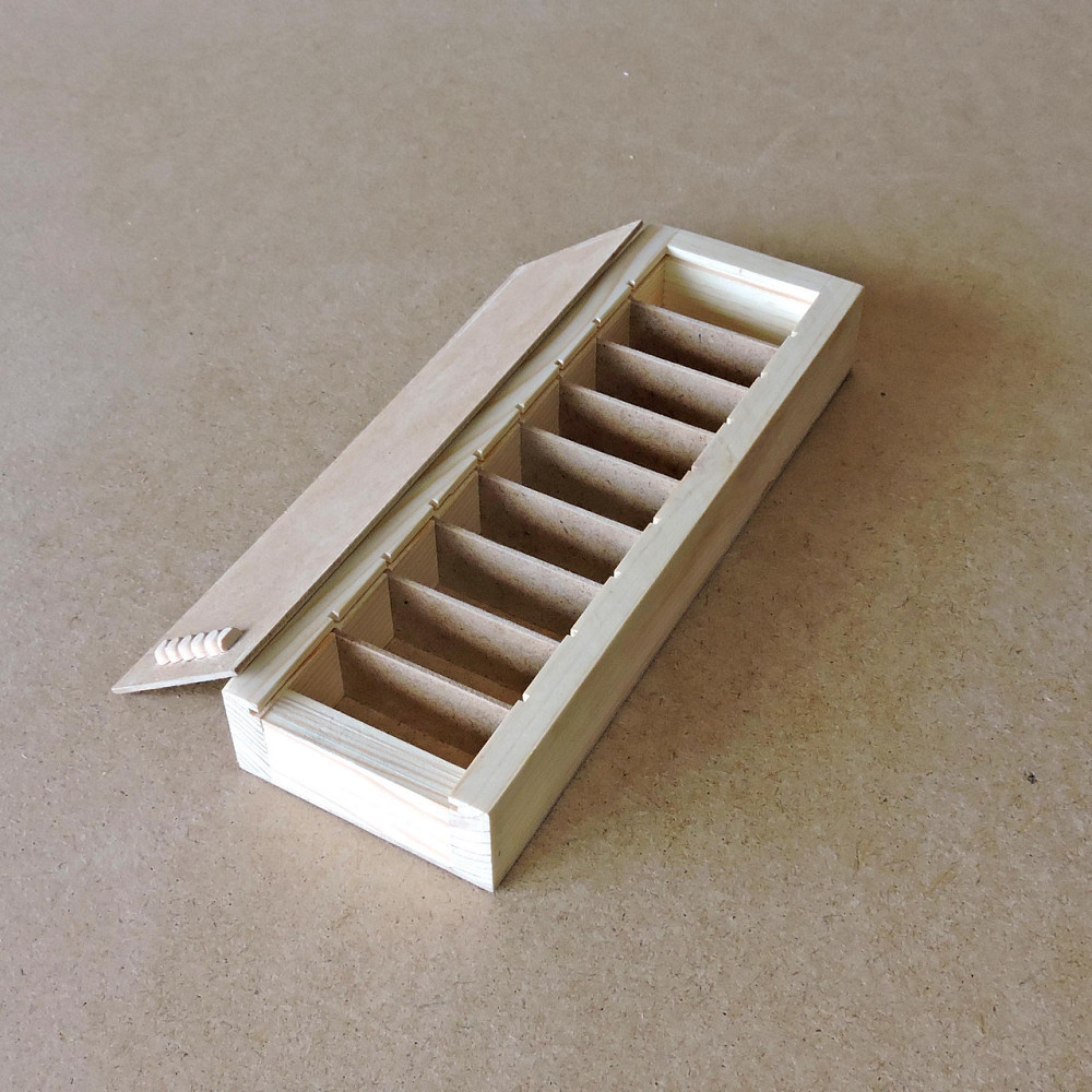 Пенал деревянный 