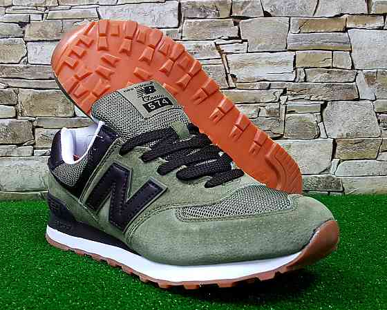 Чоловічі кросівки New Balance Black/Green ML574EGK Суми