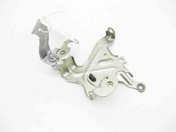 Mercedes-Benz  A2761402240 Кронштейн захисних екранів турбіни C-Class Cabrio A205 C-Class Estate S205 C-Class Coupe С205 C-Class W205 GLC X253 GLC Cou Одесса