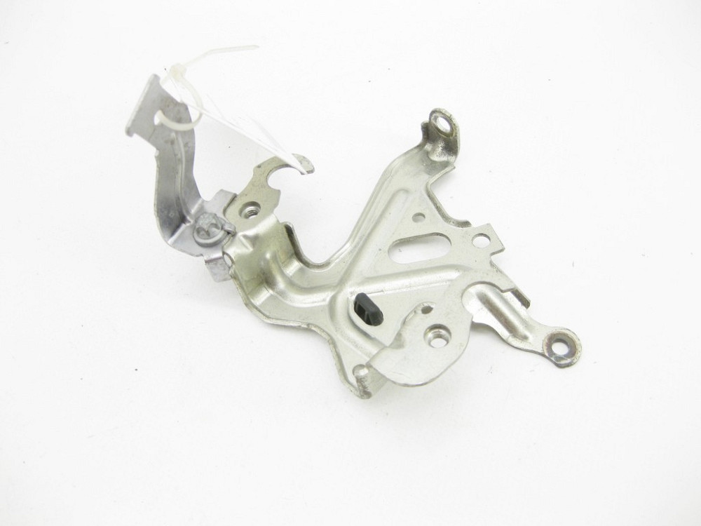 Mercedes-Benz  A2761402240 Кронштейн захисних екранів турбіни C-Class Cabrio A205 C-Class Estate S205 C-Class Coupe С205 C-Class W205 GLC X253 GLC Cou Одесса - изображение 4