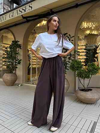 Жіночі базові об'ємні штани в стилі оверсайз турецький велюр Шоколад Одеса