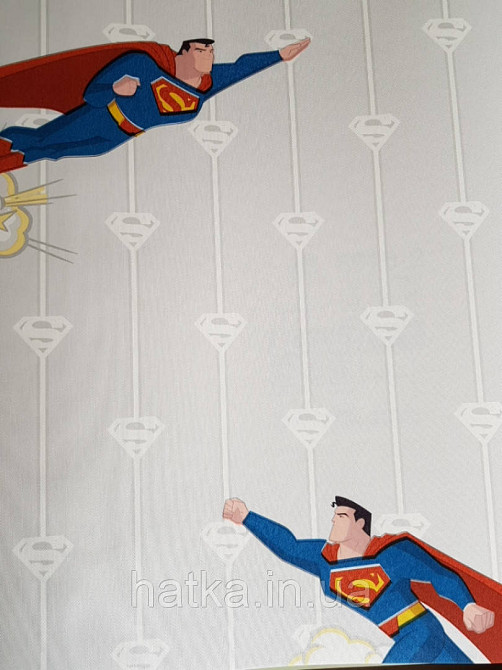 Метрові вінілові шпалери на флізеліні AdaWall Ada Kids дитячі супермен синій на світло-сірому тлі Київ - фото 1