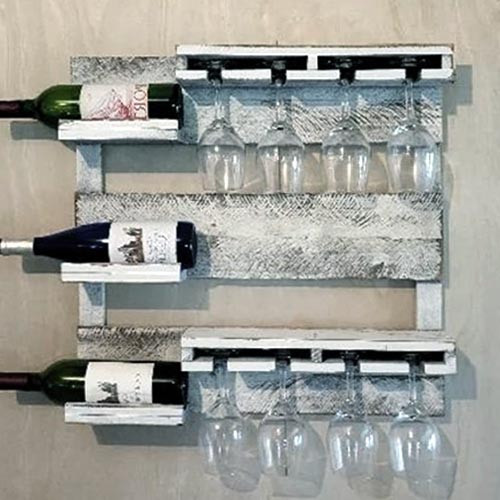 Настенная винная полка 