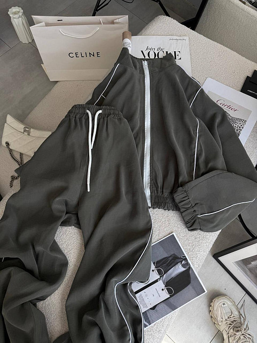 Женский стильный трендовый костюм двойка купра Оливка, 42/44 Одесса - изображение 1