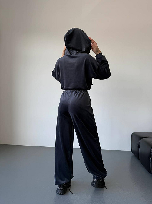 Женский стильный повседневный велюровый костюм двойка Графит Одесса - изображение 10