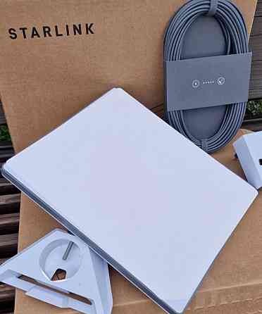 Starlink Mini SPACE X . Київ