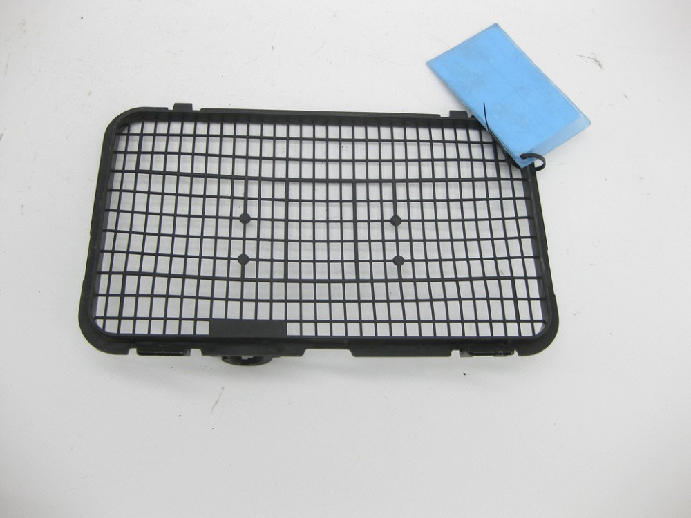 VAG  4M1819408A Захисна решітка на повітропровід під капотом на пічку (ном. на запчастини 4M1819408) Одесса - изображение 2