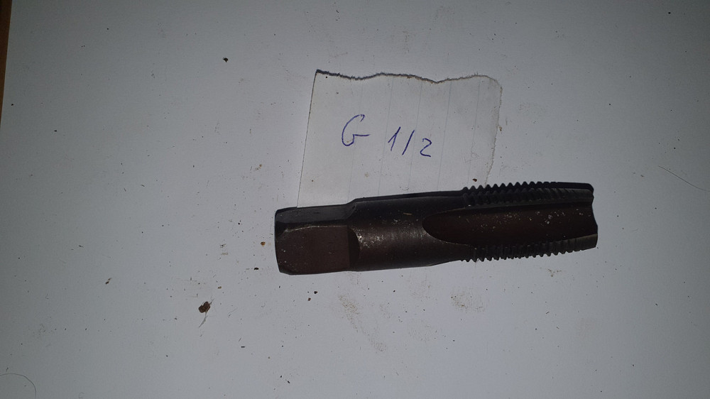 Метчик дюймовый ручной G1/2. СССР. Харьков - изображение 1