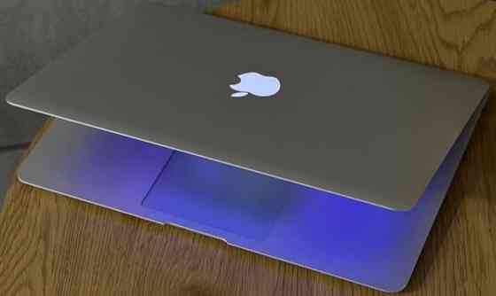 Ноутбук MacBook Air 13 (2017) 128Gb. Київ