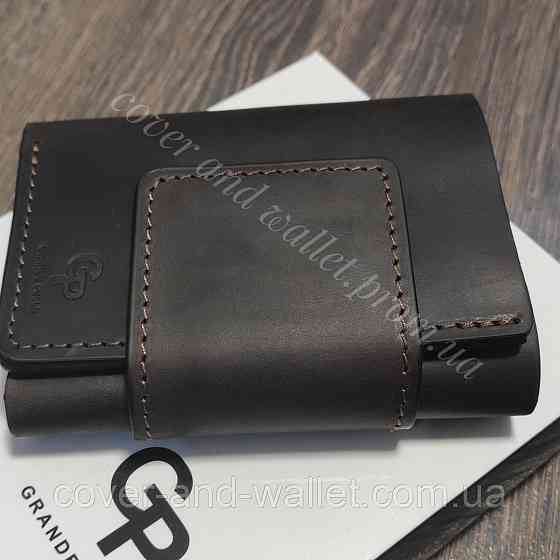 Компактный мужской кожаный кошелек на магнитной застежке Grande Pelle 504120 Киев