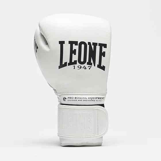 Боксерські рукавиці Leone GN111 THE GREATEST White 14 унцій (бинти 4 м. в комплекті) Кам'янське